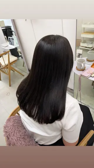 カラー 🌼花屋併設🌼 木下奈々望のヘアスタイル