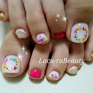 ネイル 小顔と腸の専門店 ラクーラビューティのエステ・リラクイメージ