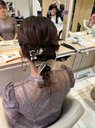 ミディアム ヘアアレンジ 宮永 璃沙のヘアスタイル