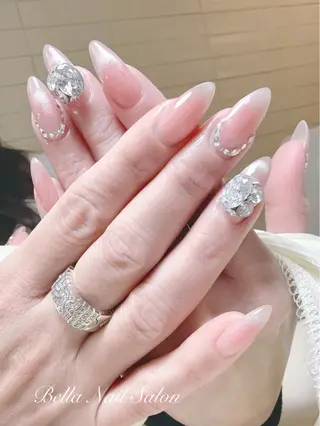 ネイル Bella Nail Salonパラジェルのネイルデザイン