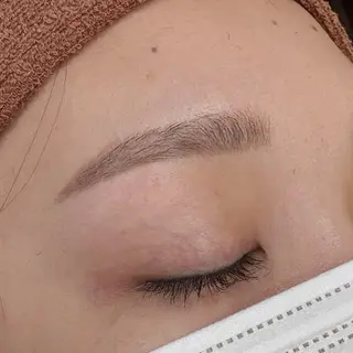 アイブロウ femm横川店 さきのマツエク・マツパデザイン