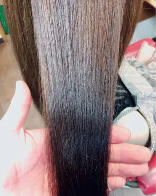 ロング 🏰秘密基地店 サユリ美容室💎のヘアスタイル