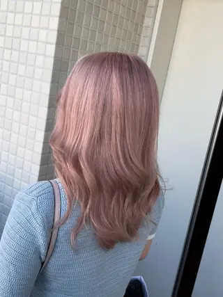 セミロング カラー ブリーチ/ハイトーン 🔥MOTOKI🔥のヘアスタイル