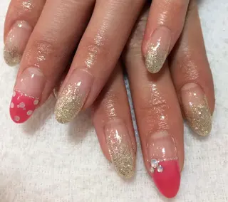 ネイル nail atelier new moon所属・森 貴子のネイルデザイン