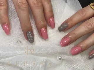 ネイル ❤️💛🩵京橋 痛ネイル⭐️3Dのネイルデザイン