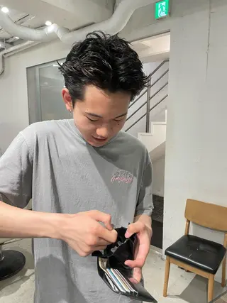 ショート パーマ メンズ スパイラルパーマ 🌐hina⭐️のヘアスタイル