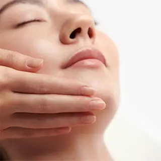 POLAみずほ台所属・POLAみずほ台柳田 介護美容のネイルデザイン