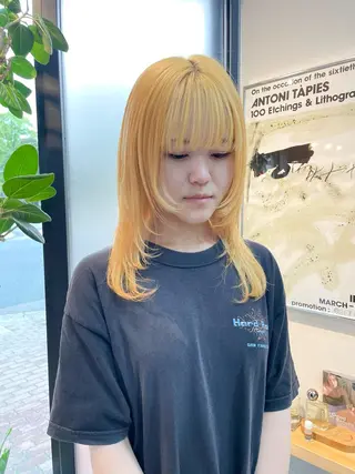 ロング RINOSHORES YOKOHAMA.日本大通り店所属・ハイトーン nagisaのヘアスタイル