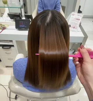 ロング ゆき／ 艶髪🫧縮毛矯正のヘアスタイル