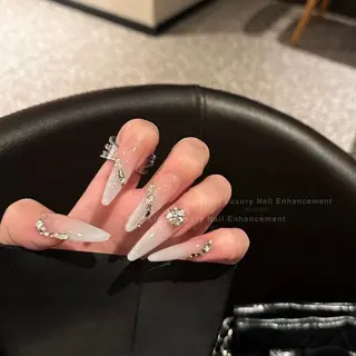 ネイル Alre nail「アルラ」所属・enRich レイリのネイルデザイン