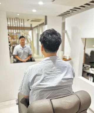 ショート 白土 さくらのヘアスタイル