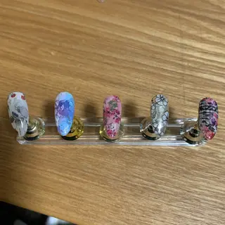 ネイル MHR nailのネイルデザイン