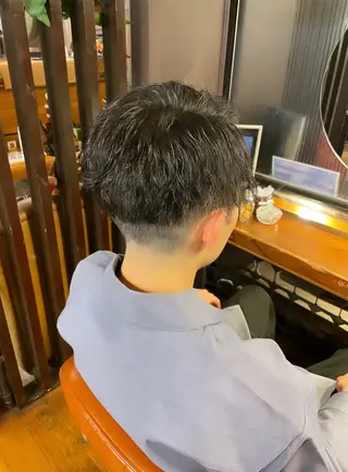 ショート パーマ メンズ ayaka |トレンドヘアのヘアスタイル