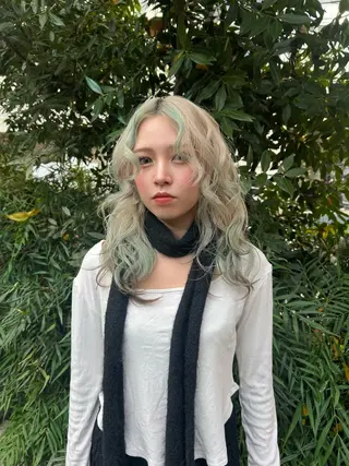 ミディアム カラー ヘアアレンジ 🦋SATO🦋 / 似合わせカラー⟡.*のヘアスタイル