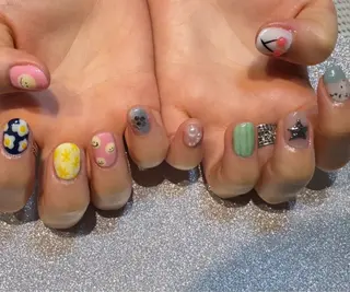 ネイル brodia nails m_riのネイルデザイン