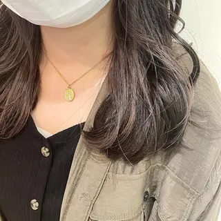 ミディアム カラー スナコザワ レナのヘアスタイル