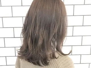 ミディアム カラー パーマ ヘアアレンジ ネイル マツエク・マツパ 川野 彩海のヘアスタイル