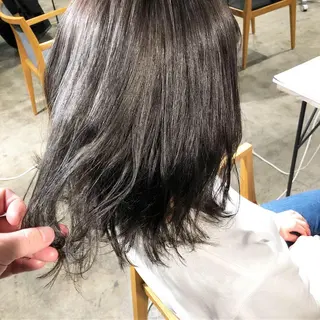 カラー ハイトーン/レイヤー /ケアブリーチ石川治のヘアスタイル