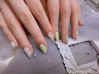 ネイル ビューティーサロン ヘゼリヒのネイルデザイン