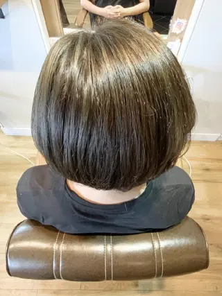 カラー 堀 望美のヘアスタイル