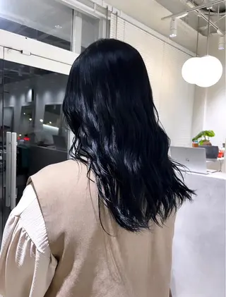 ロング カラー 林 千聖のヘアスタイル