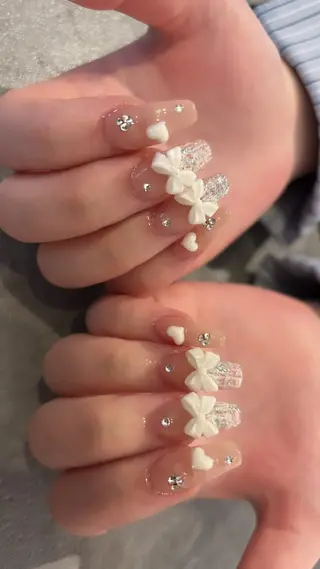 ネイル Mignon所属・Mignon 、のネイルデザイン