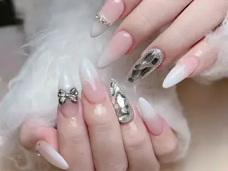 ネイル LR.ONE リナのネイルデザイン