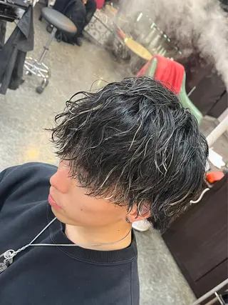 ミディアム パーマ CuMARi所属・予約の95%パーマ 🌈men's専門店のヘアスタイル