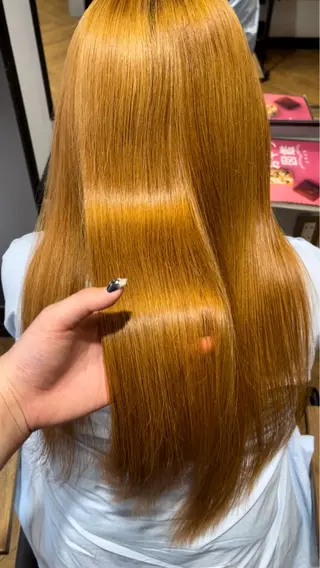 ロング 愛　莉/大阪美容室 /ケア・艶カラーのヘアスタイル