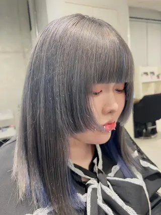 ミディアム カラー にった みずきのヘアスタイル