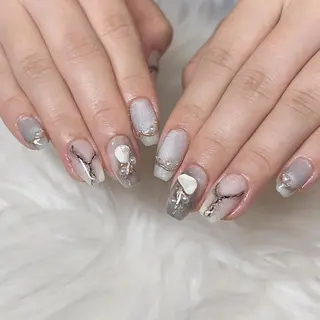 ネイル ネイリストYuri シェルウェリナ船橋のネイルデザイン