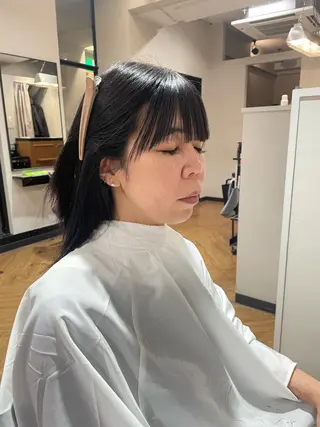 ミディアム 西岡 幸穂のヘアスタイル