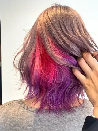 ミディアム 倉林隆一🐈 ダブルカラー/艶髪のヘアスタイル