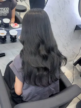 ロング カラー 遠藤沙也加 /レイヤーカットのヘアスタイル