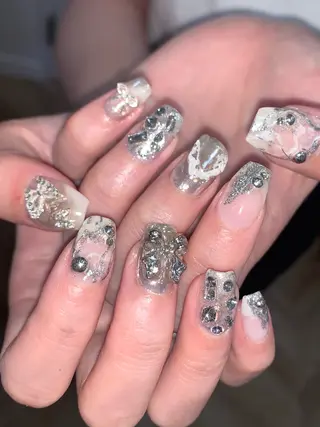 ネイル NES NAIL所属・さゆり￤推しキャラ ￤ロングネイル🩷のネイルデザイン