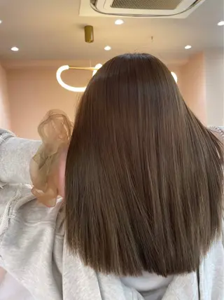 セミロング 赤味消しcolor 🌿🤍Ayaのヘアスタイル