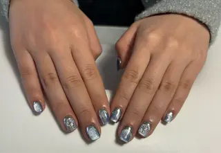 ネイル 小林 安奈のネイルデザイン