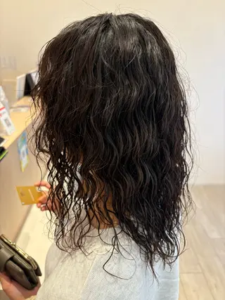 セミロング パーマ 黒川 真伍のヘアスタイル