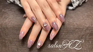 ネイル salonAZ トップネイリストのネイルデザイン