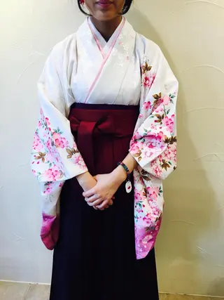 セミロング ヘアアレンジ 清水 まなのマツエク・マツパデザイン