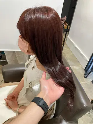 ロング カラー 細沼 葵のヘアスタイル