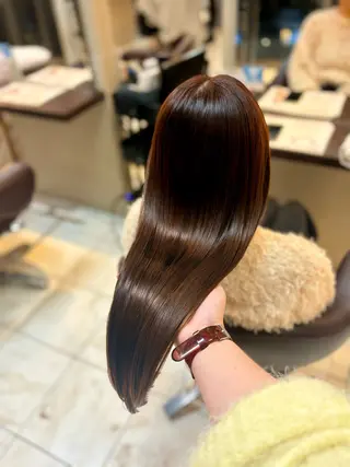 ロング 🎀透明感カラー 🐈ナズナのヘアスタイル