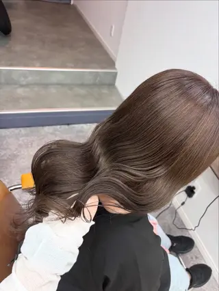 カラー IO所属・楢本 莉子のヘアスタイル