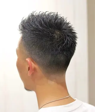 ショート カラー メンズ kaho🐏🦩 カットモデル募集中のヘアスタイル