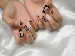 ロング ネイル Amore 板谷爽花のネイルデザイン