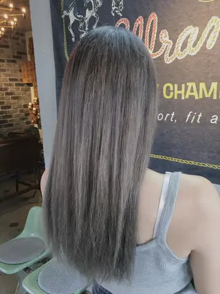 ロング カラー 代表 中島貴志のヘアスタイル