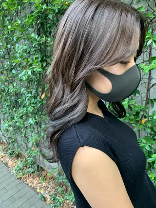 セミロング 🌟美髪矯正🌟 吉田冴一のヘアスタイル