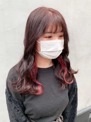 ロング カラー ヘアアレンジ yuka .のヘアスタイル