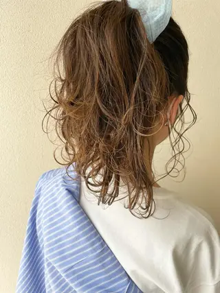 セミロング ヘアアレンジ 沢田 瞳のヘアスタイル