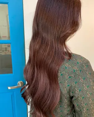ロング カラー KANA/ボブ/ インナーカラー/艶髪のヘアスタイル